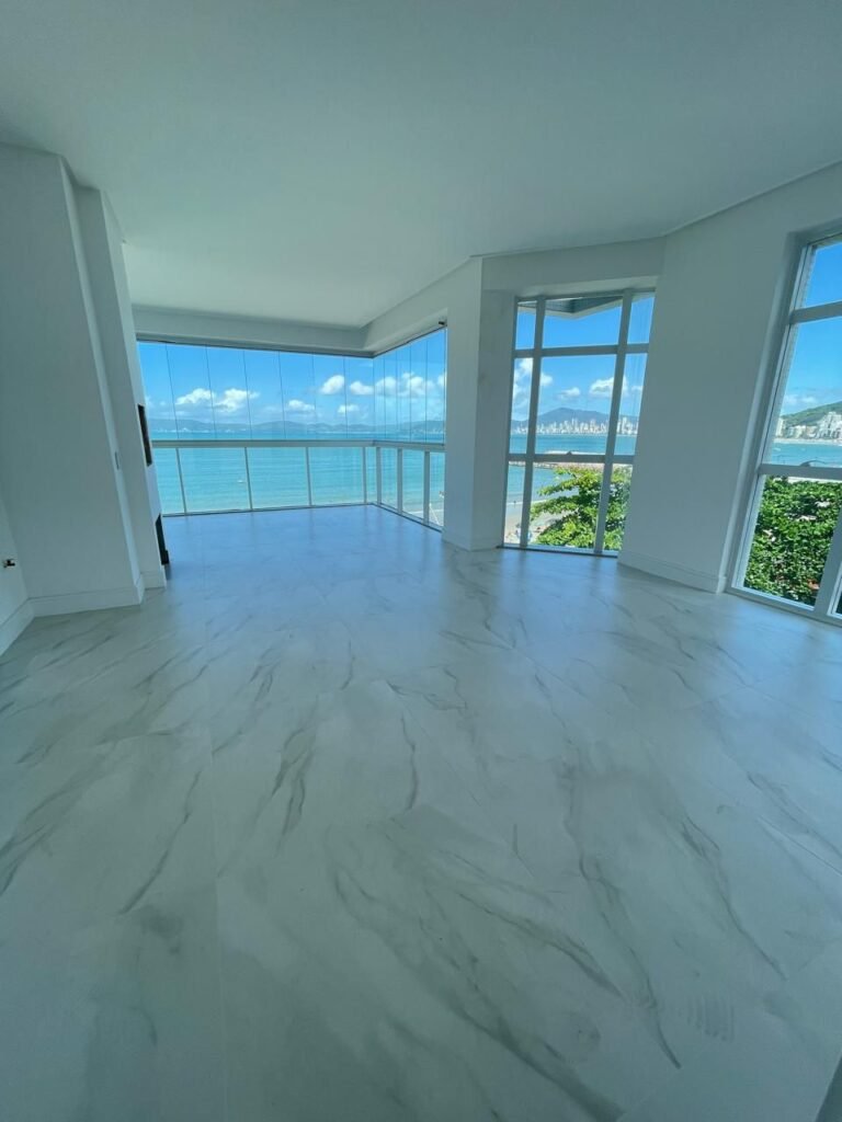 a7ae275c-0d22-43af-ab2b-de6ca72b58f9