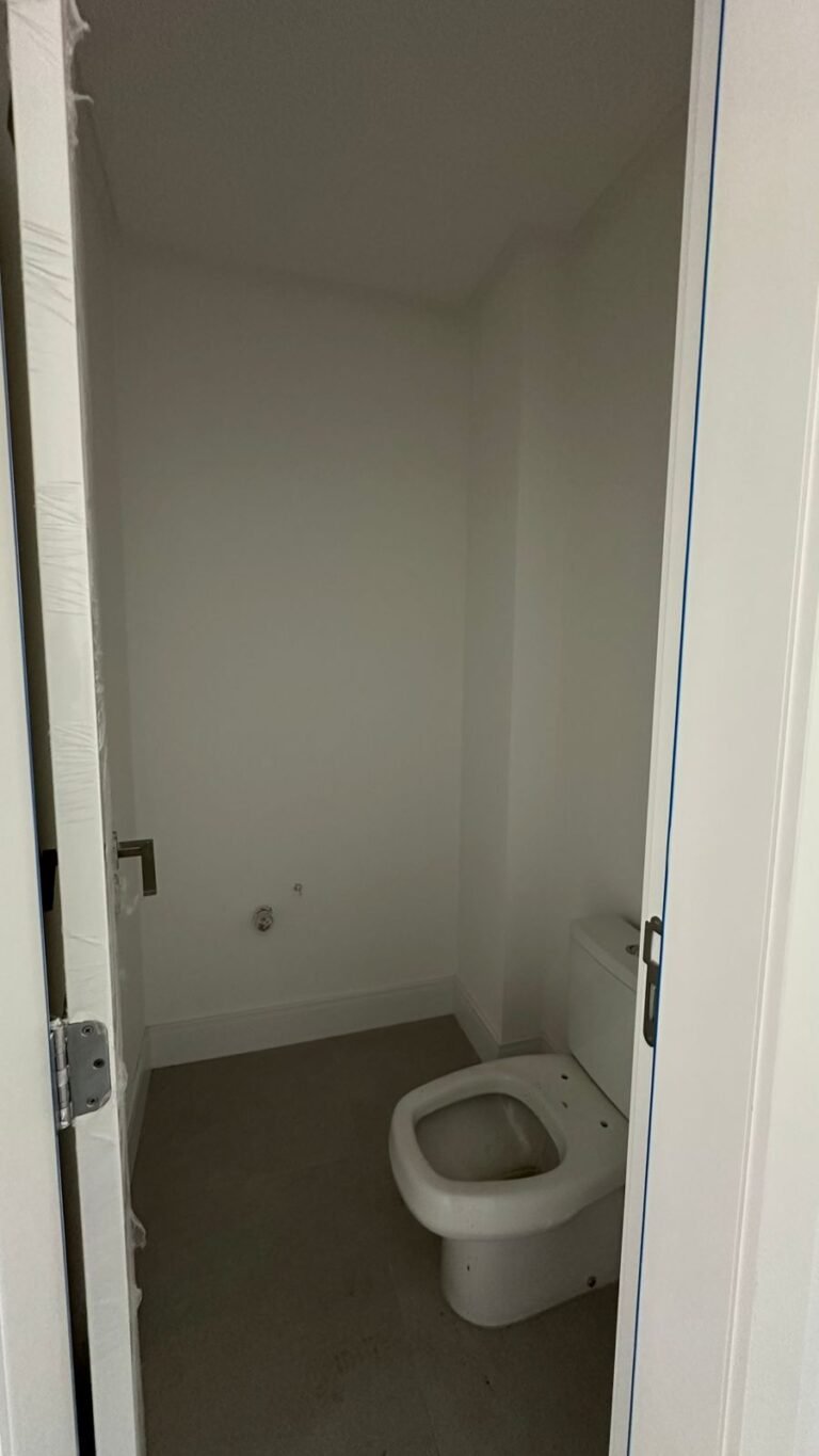 b51341a9-ab86-4040-9033-d5d559b690be