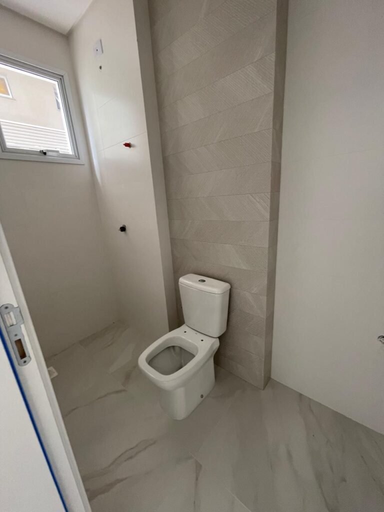 dc0845de-ebb6-43e5-9b1c-0b874a0f5b96